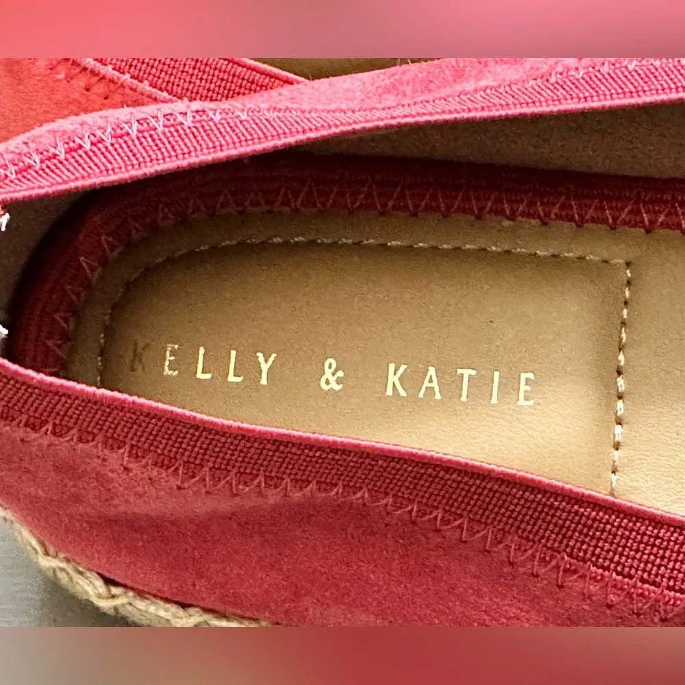 Kelly & Katie Red Faux Suede Espadrille Ballet Flats Bow Accent Size 6